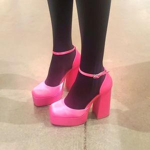 Pink Barbie heels 💖